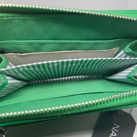 Nautica Womens Pull Out ID Clutch Wallet With RFID Block Protection  New But Pee - Picture 9 of 9